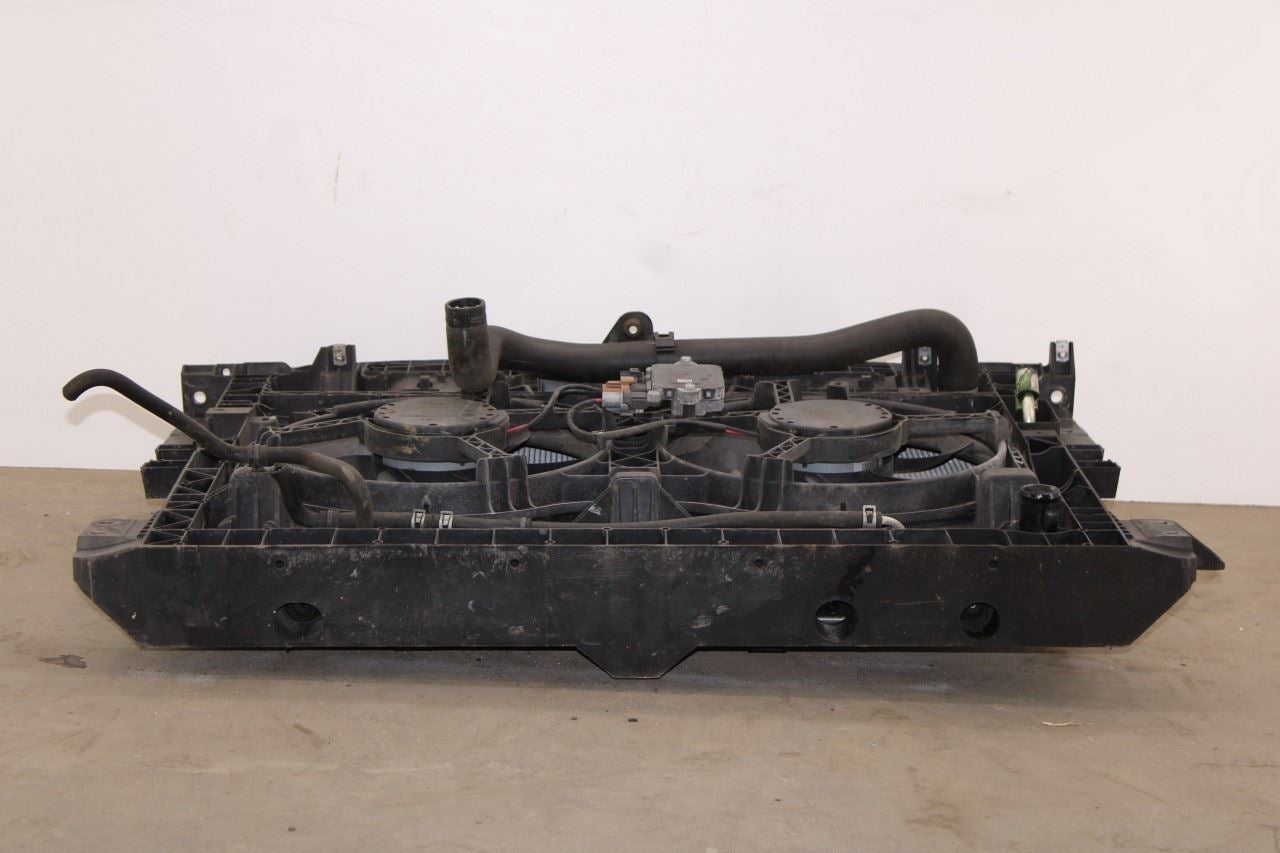 2014-19 Infiniti QX60 3.5L Engine Radiator w/ Cooling Fan Motor Assy 21460-3JA0A9