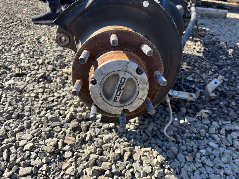 11-16 Ford F250 350 SD 4WD Front Axle Differential Carrier 3.73 rat DC3Z-3010-C5
