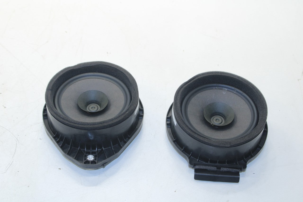 19-25 Chevrolet Blazer 2LT Rear Left and Right Door Audio Speakers 84249496 OEM - Alshned Auto Parts
