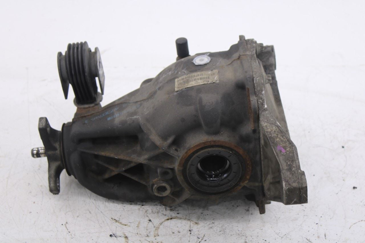 2016-17 Mercedes-Benz C300 4Matic 2.0L AWD Rear Differential Carrier 3.07 ratio2