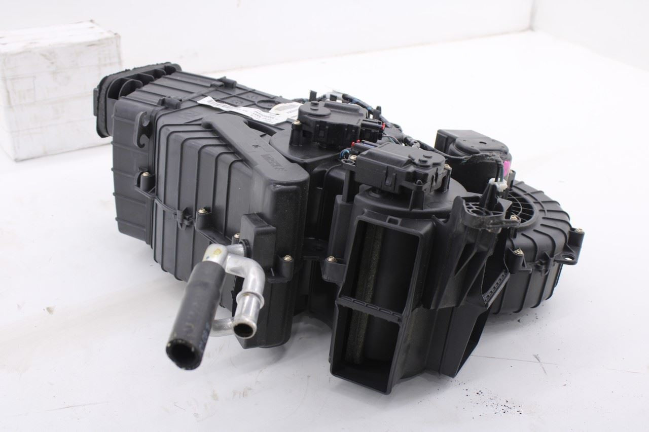 15-20 Dodge Grand Caravan GT 3.6L Rear Heater AC Upper Housing Blower Motor Assy4