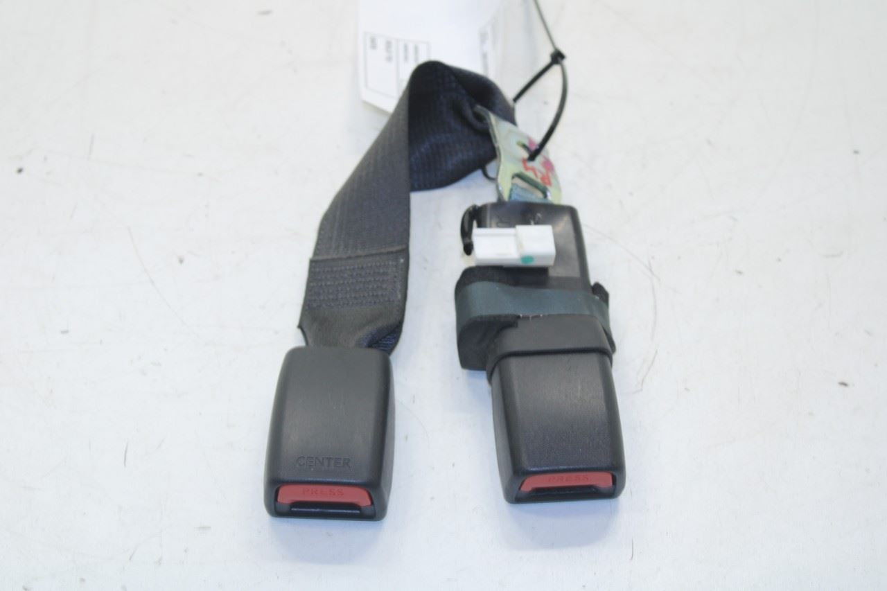 2013-16 Lexus GS350 3.5L AWD Rear Passenger Right Side 2nd Row Seat Belt Buckle - Alshned Auto Parts