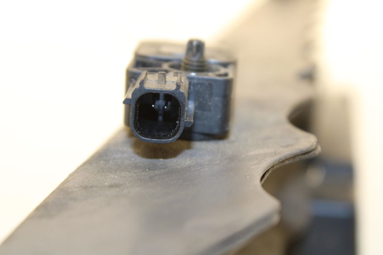 18-23 GMC Acadia SLT-1 3.6L AWD Radiator Support Upper Center Tie Bar w/ Sensors - Alshned Auto Parts