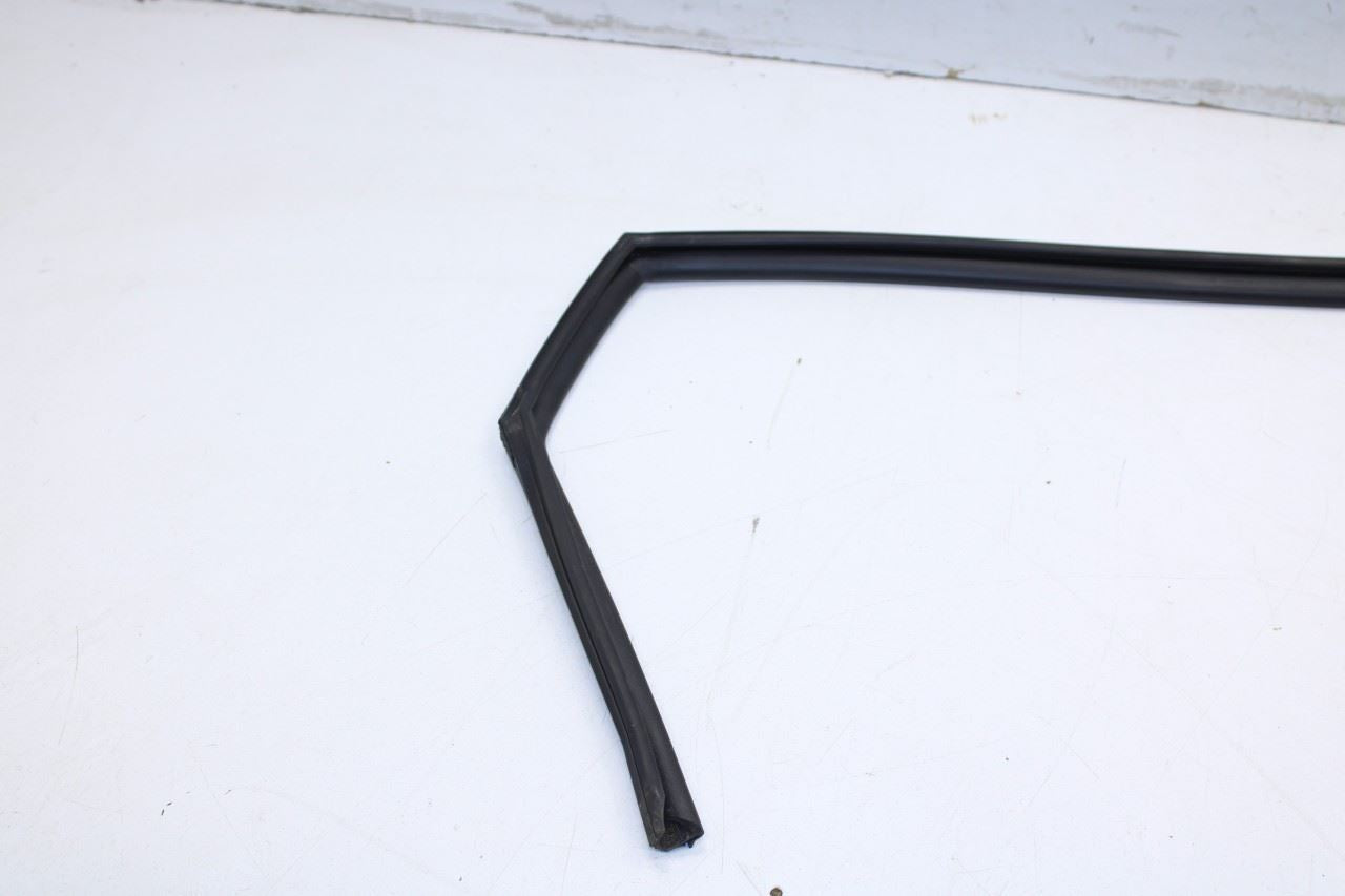 20-25 Kia Soul LX Rear Right Door Run Guide Channel w/ Belt Molding Weatherstrip - Alshned Auto Parts