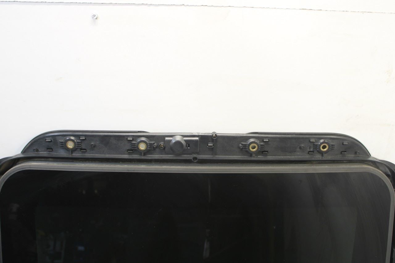 2010-2016 Porsche Panamera Sunroof Frame w/ Glass Assembly 970-564-081-02 OEM - Alshned Auto Parts