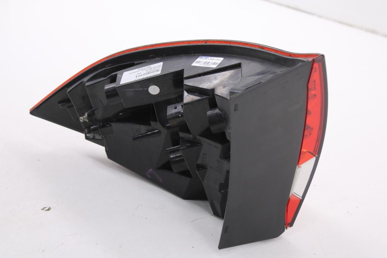 2011-2015 Porsche Cayenne S Rear Left Driver Side Tail Light Lamp *ReaD*8