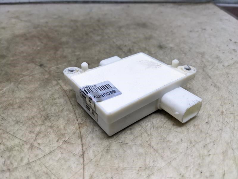 2014-2019 Kia Soul Right Seat Occupant ODU Control Module 88952-B2500 OEM - Alshned Auto Parts