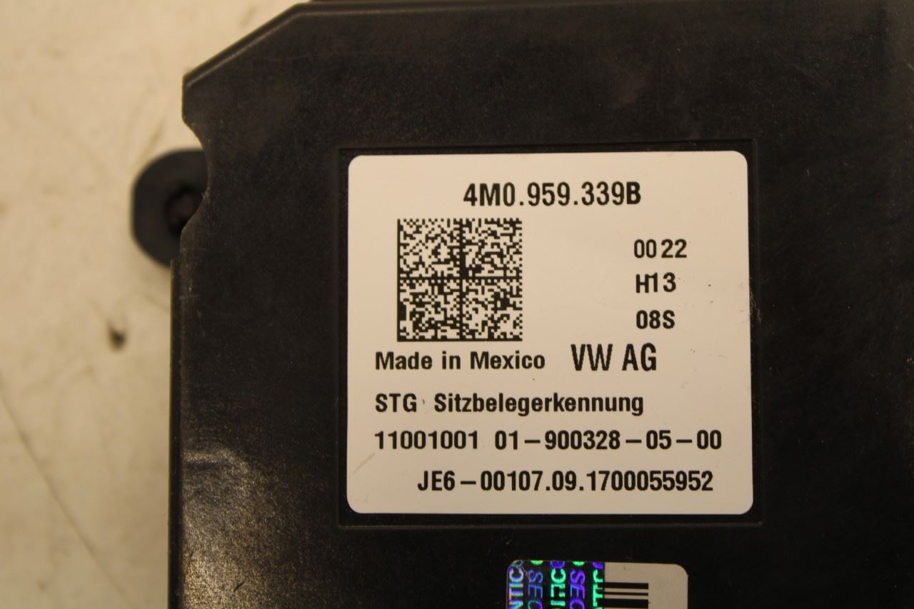 2018-2021 Volkswagen Atlas S Front Right Seat Occupant Control Module 4M0959339B - Alshned Auto Parts