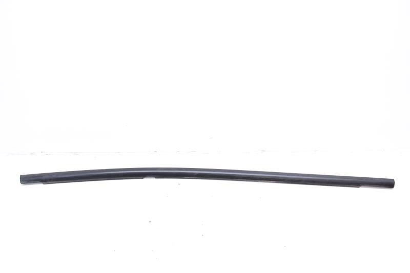 2024-2025 Chevrolet Trax Rear Left Door Window Outer Belt Molding 42808015 OEM - Alshned Auto Parts