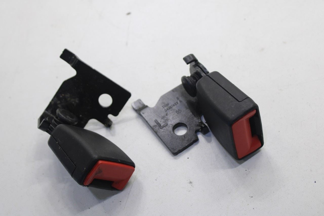 17-19 Alfa Romeo Giulia Rear RH and LH Center 2nd Row Seat Belt Buckle Set of 4 - Alshned Auto Parts
