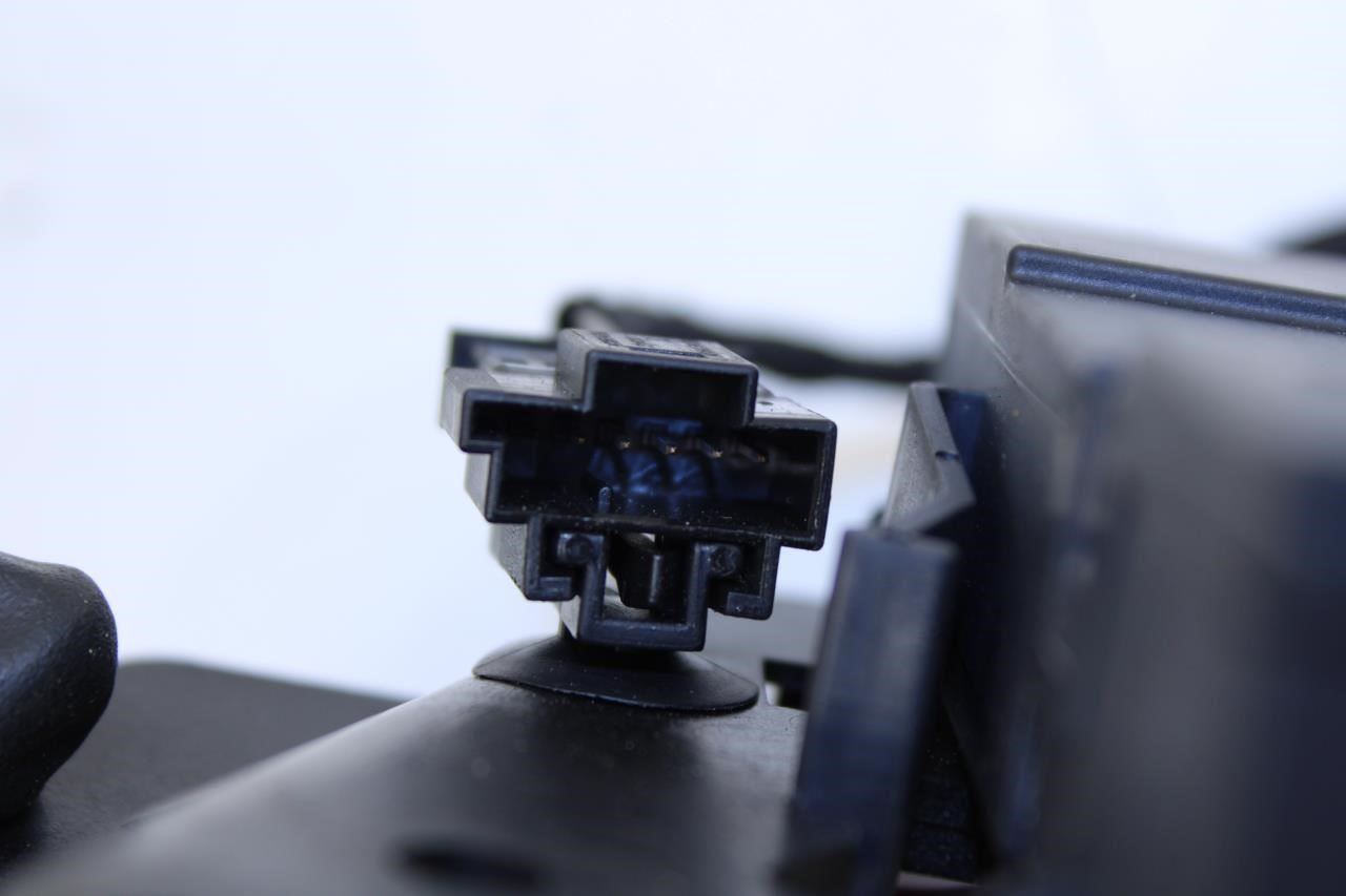 07-2013 Mercedes-Benz S550 Front Left Dynamic Seat Control Module 000-800-76-78 - Alshned Auto Parts