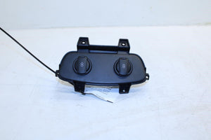 2019-2020 Hyundai Santa Fe Center Console Rear USB Charger Ports 96125-S1500 OEM