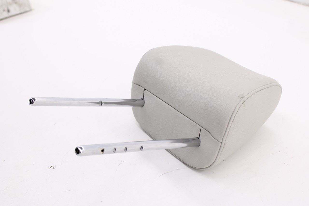 2015-18 Volkswagen Jetta Sport 1.8L Front Right and Left Side Seat Headrest Set11
