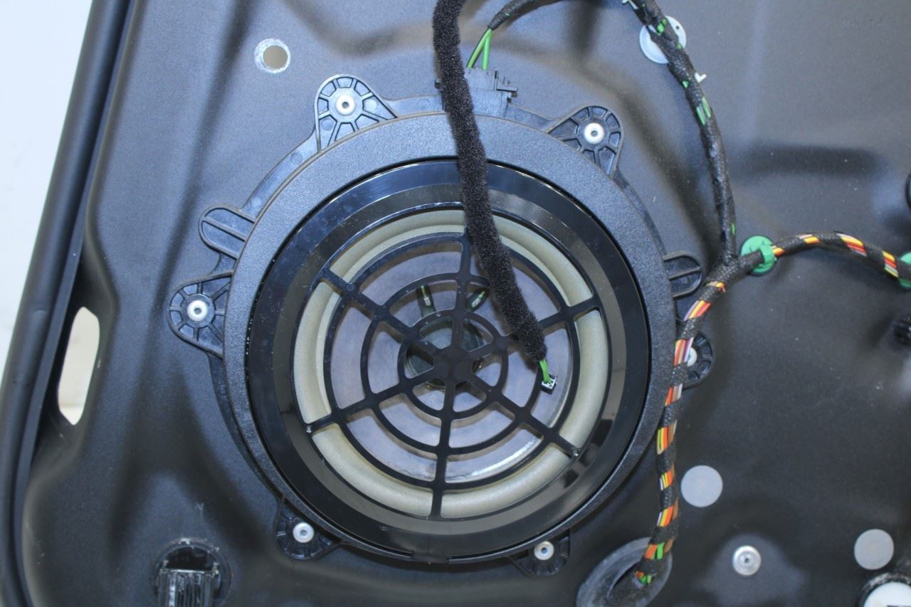 10-16 Porsche Panamera 4 Rear Right Side Door Window Regulator w/ Carrier *ReaD* - Alshned Auto Parts