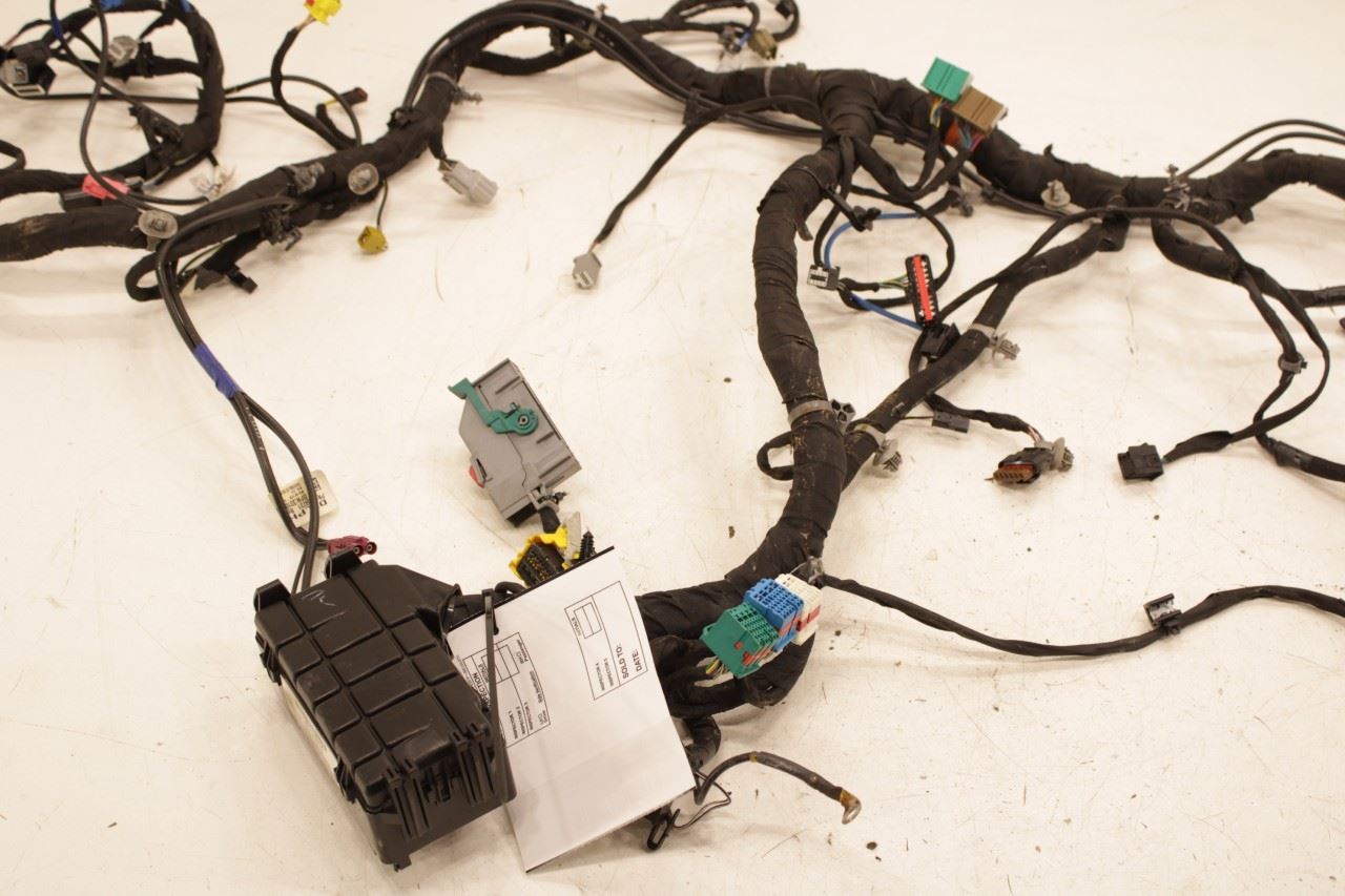 2018-19 GMC Acadia SLT-1 Dash Instrument Panel Wire Harness w/ Fuse Box 84458056 - Alshned Auto Parts