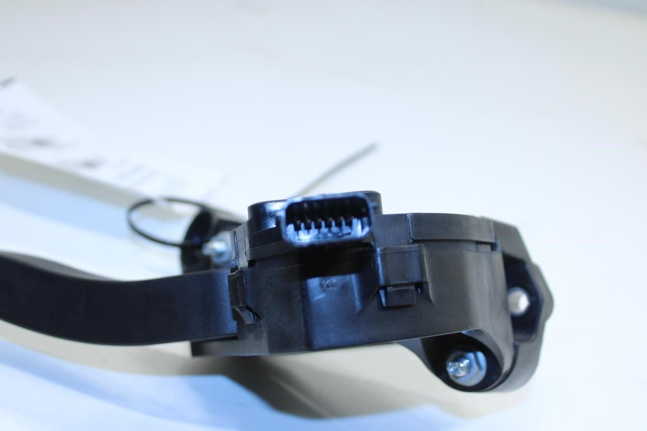 17-20 Jaguar XE R-Dynamic S 2.0L Accelerator Throttle Gas Pedal Sensor T2H38027 - Alshned Auto Parts