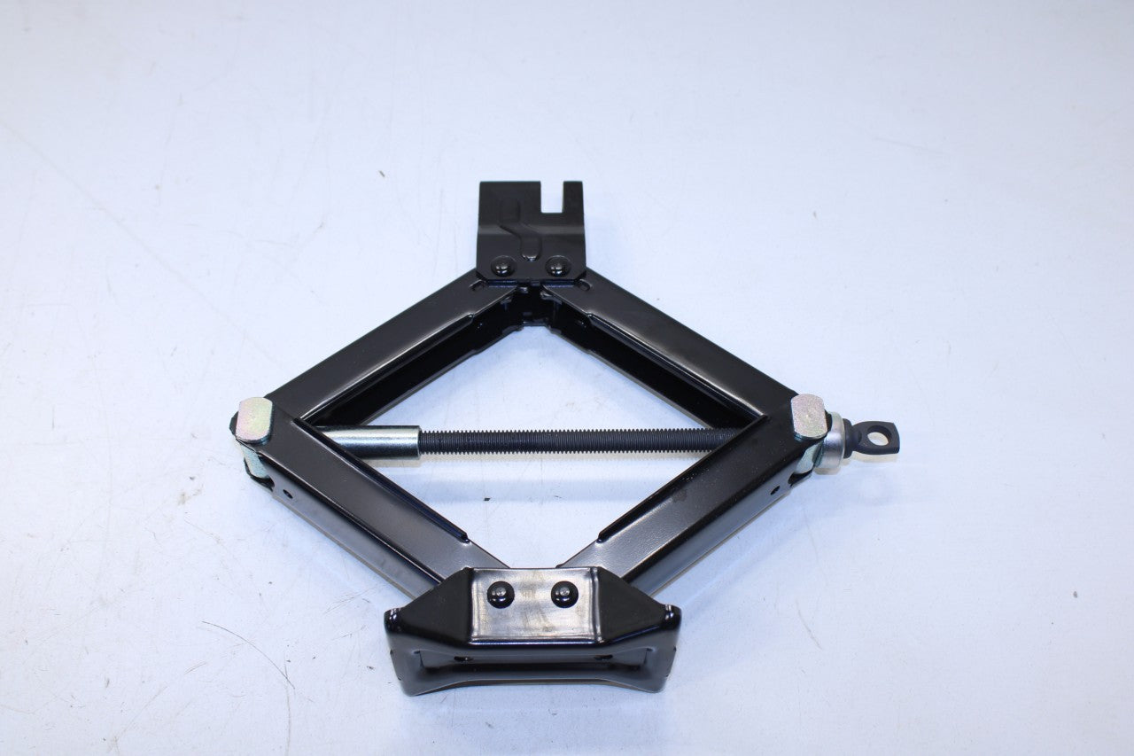 2014-2024 Kia Soul LX 2.0L FWD Lift Jack and Tool Kit w/ Foam Holder Container - Alshned Auto Parts