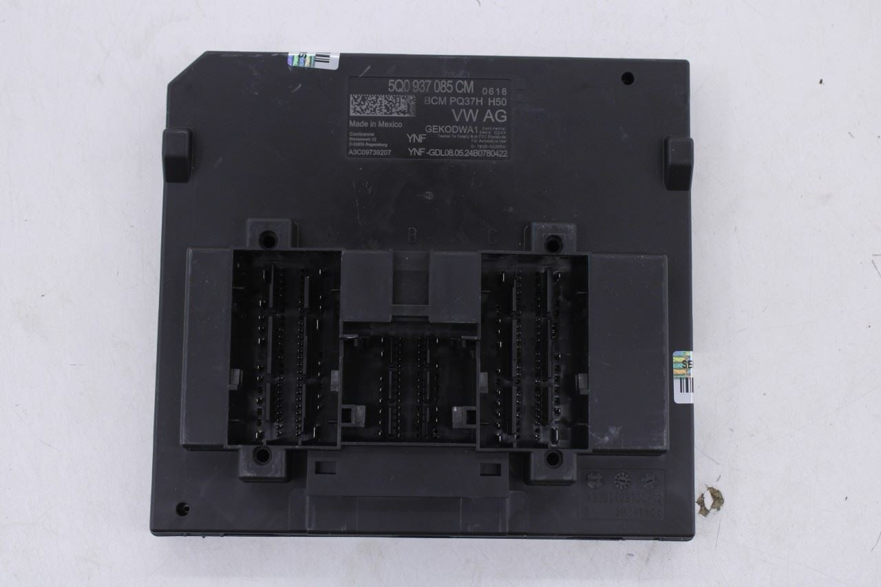 2022-2024 Volkswagen Jetta SE Body Computer Control Module BCM BCU 5Q0937085CM3