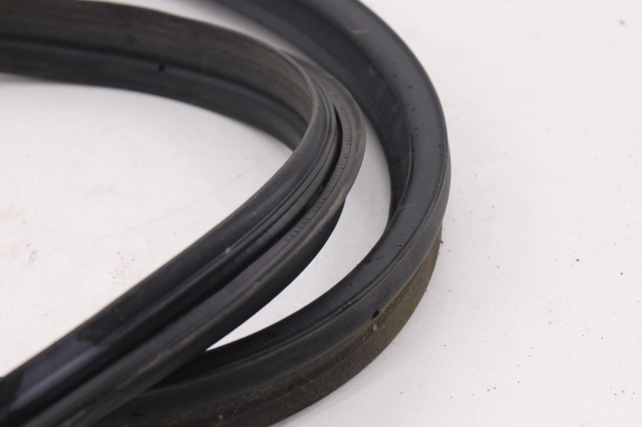 2020-2024 Toyota Corolla LE Rear Trunk Deck Lid Weatherstrip Seal 64461-022904