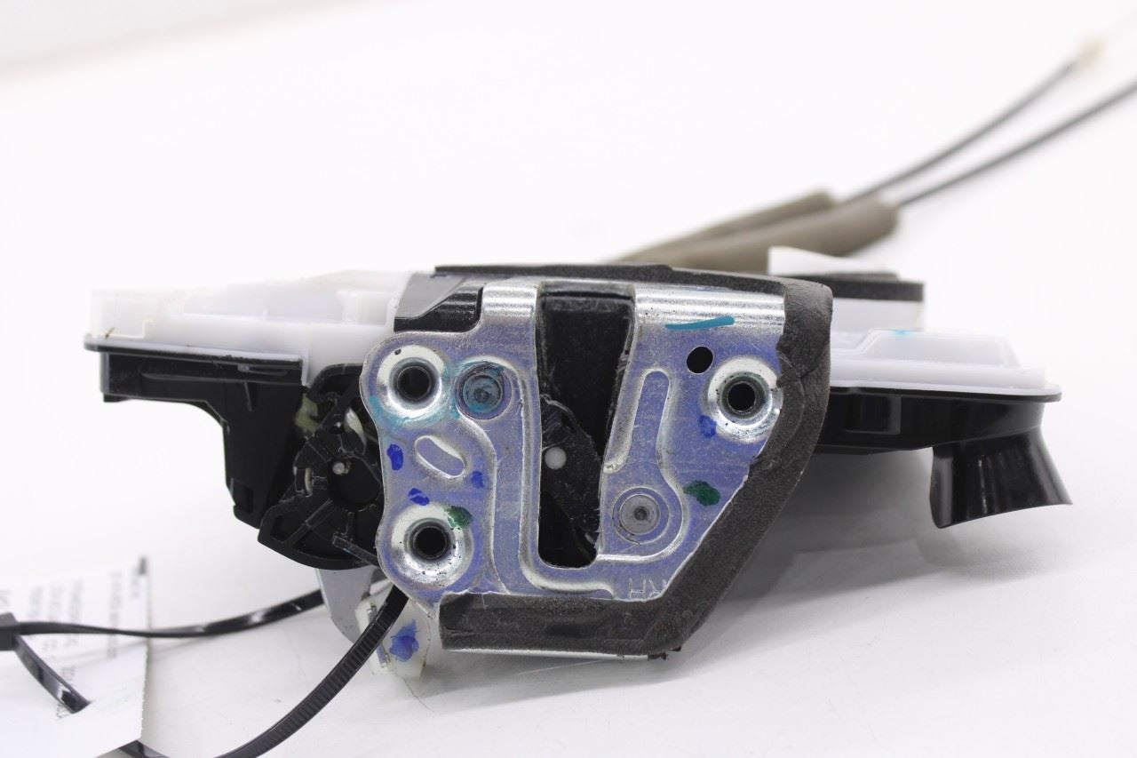 2014-25 Toyota Corolla LE Front Right Door Lock Latch Actuator Assy 69030-023803