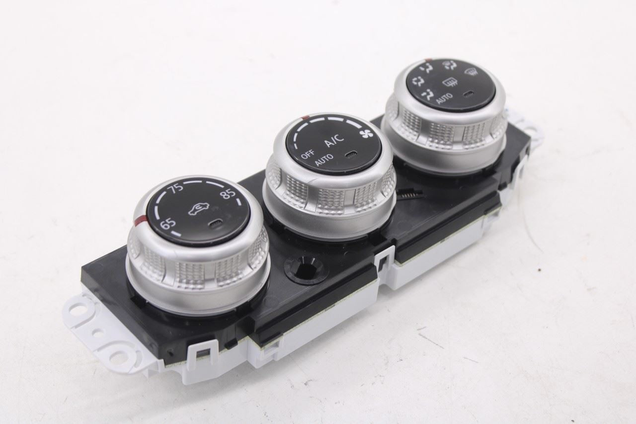2020-2025 Mitsubishi Outlander Sport SE AC Heater Temperature Climate Control2