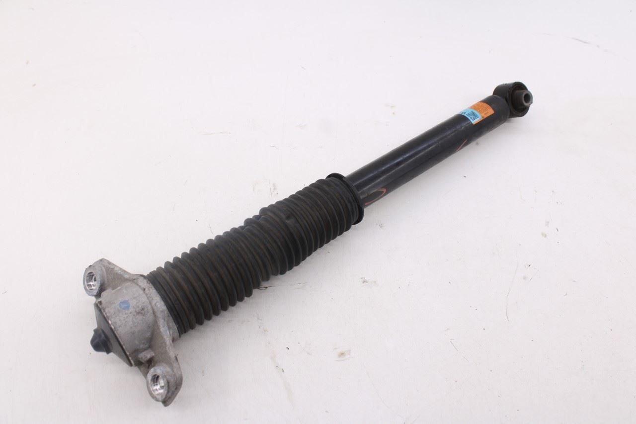 16-22 KIA Sportage Nightfall 2.4L Rear Right and Left Side Shock Strut Absorber5