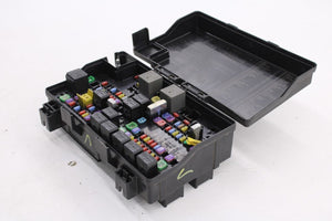 2015 Dodge Durango SXT 3.6L Engine Power Distribution Center Fuse Box 68242830AC