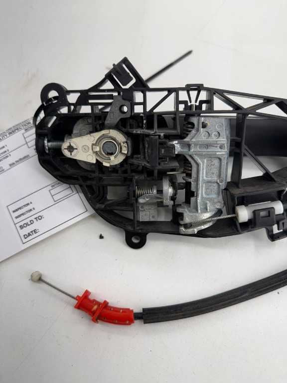 2017-19 Buick LaCrosse Premium 3.6L Front Driver Left Side Door Exterior Handle12