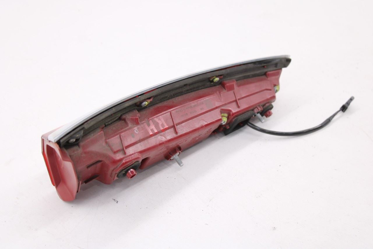 17-19 Buick Lacrosse Premium Rear Right Passenger Side Tail Light Lamp 262180704
