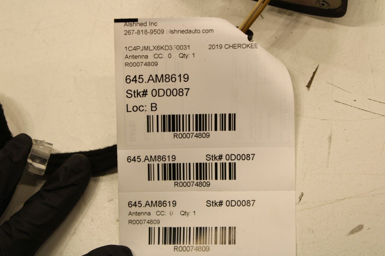 2019-20 Jeep Cherokee Latitude Roof Exterior Satellite Radio Antenna 68320426AA - Alshned Auto Parts