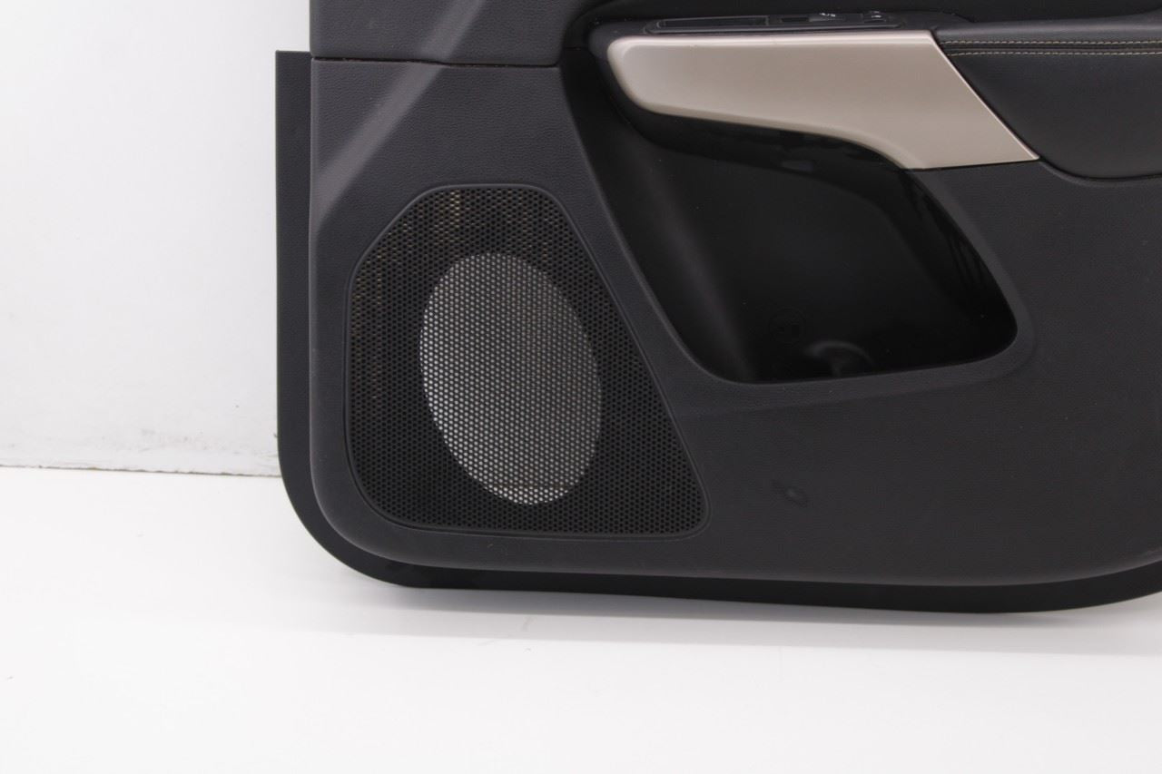 2017-2018 Jeep Cherokee Limited Front Right Side Door Trim Panel 6MD222X9AA OEM - Alshned Auto Parts