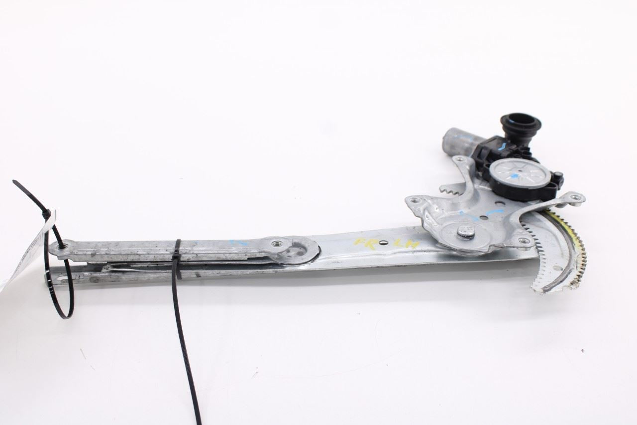 2015-23 Toyota Tacoma SR5 Front Left Driver Side Door Window Regulator w/ Motor10
