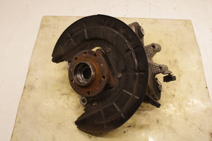 2019-2022 Jeep Cherokee Latitude Rear Left Side Spindle Knuckle Hub 5090131AA