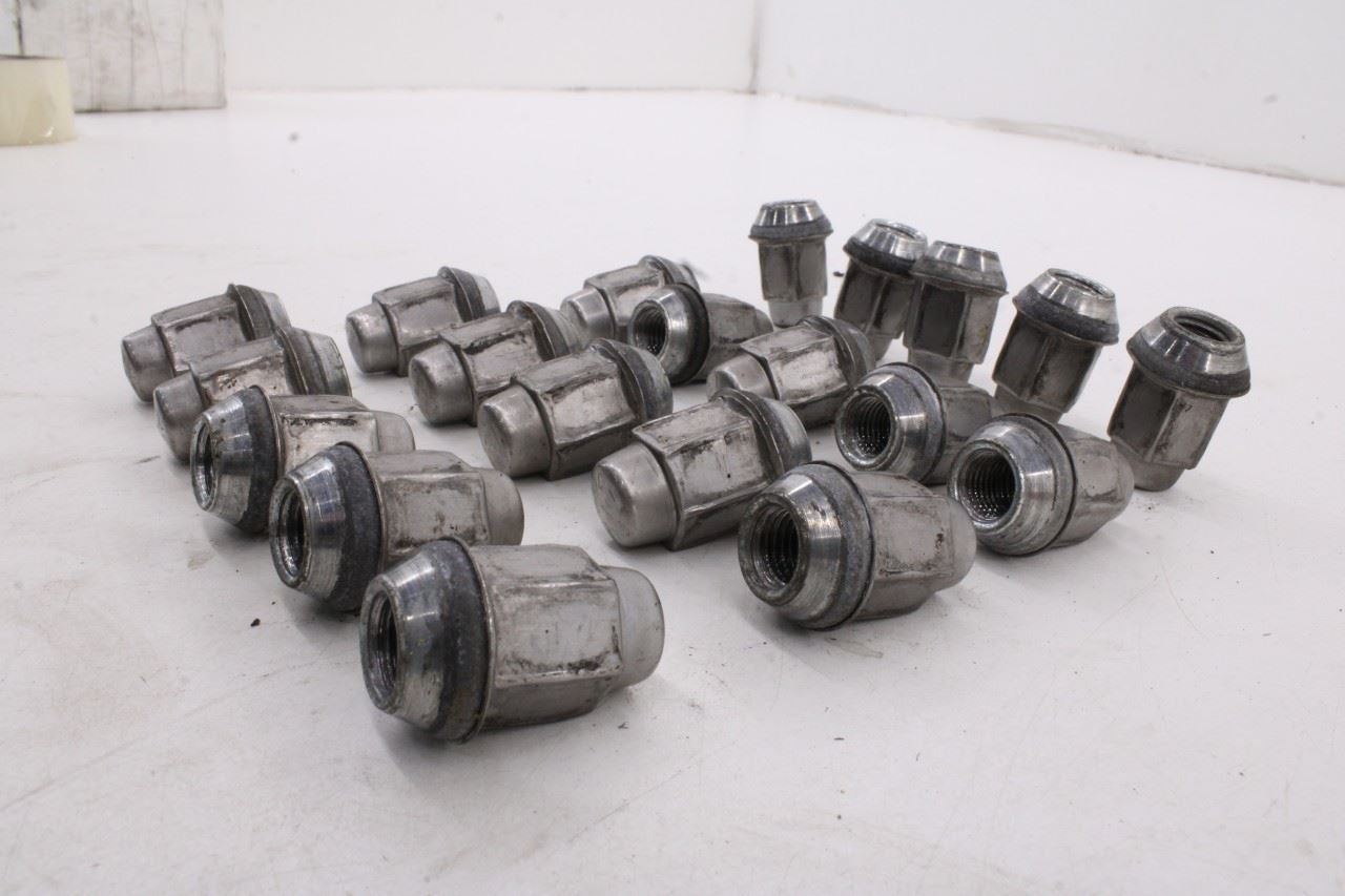 2018-2021 Chevrolet Equinox LT Wheel Lug Nut Set of 20 09598708 OEM - Alshned Auto Parts