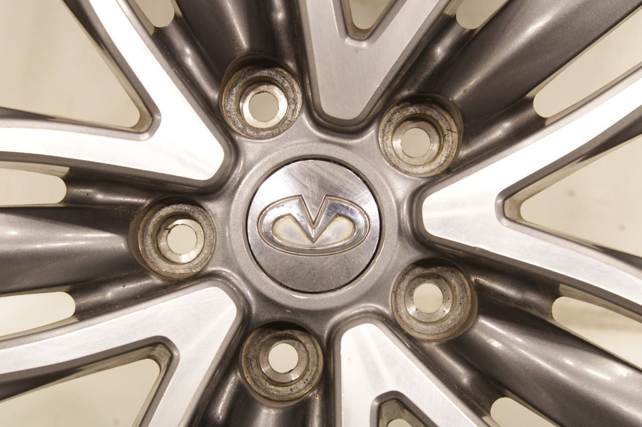 2015-18 Infiniti Q50 Premium Aluminum Wheel R19x8.5J 15 Spoke D0CMM-4GC3C *ReaD* - Alshned Auto Parts