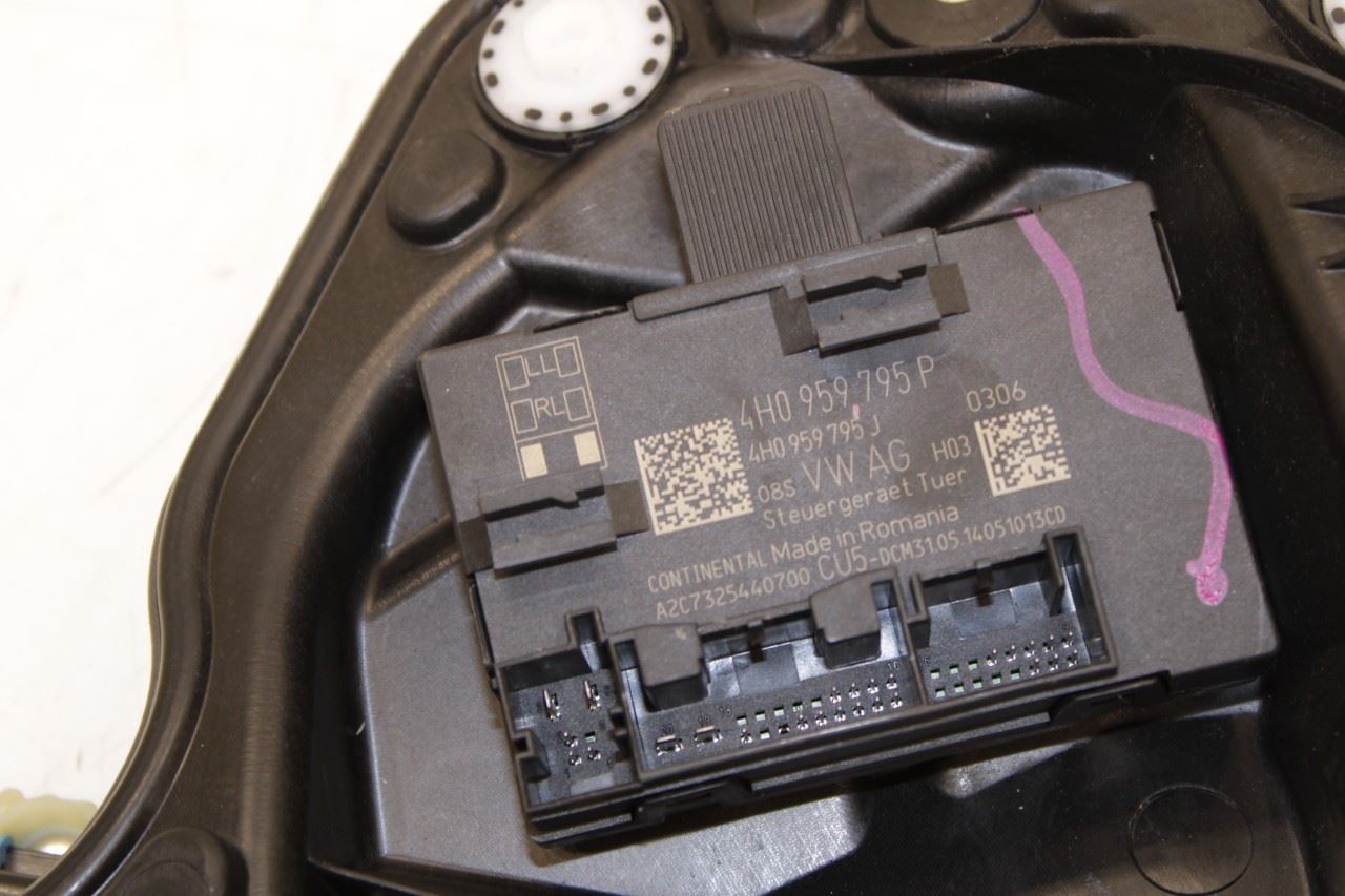 11-18 Porsche Cayenne Platinum Rear Left Door Window Regulator w/ Carrier Plate - Alshned Auto Parts