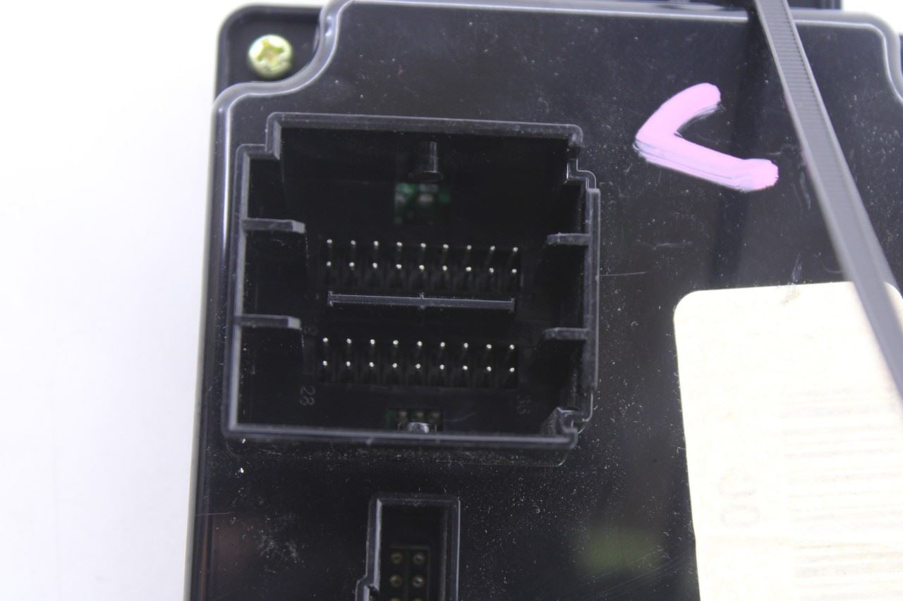 2015 Dodge Durango SXT AC Heater Temperature Computer Control Module 68225523AB 5