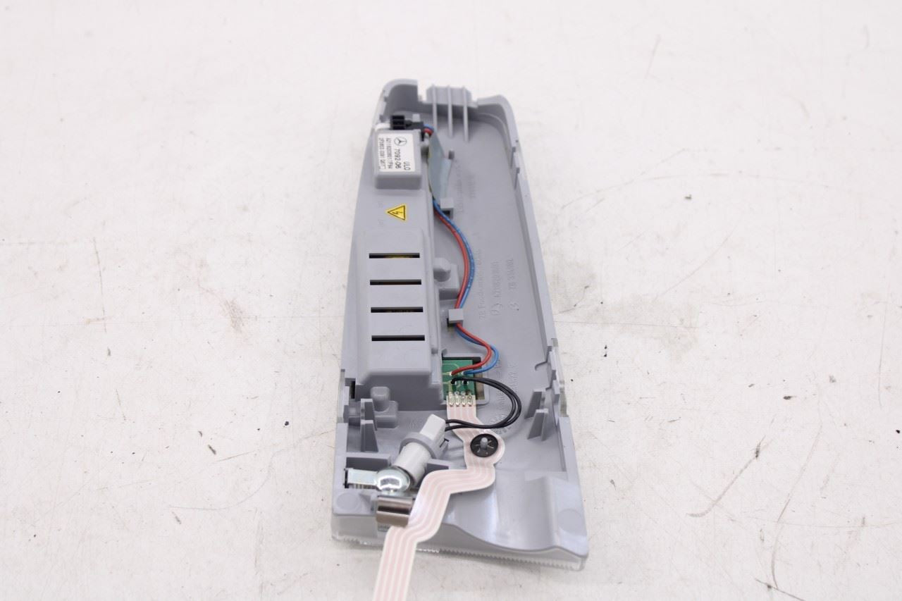 02-09 Mercedes-Benz E500 5.0L RWD Right Side Center Overhead Reading Light Lamp - Alshned Auto Parts
