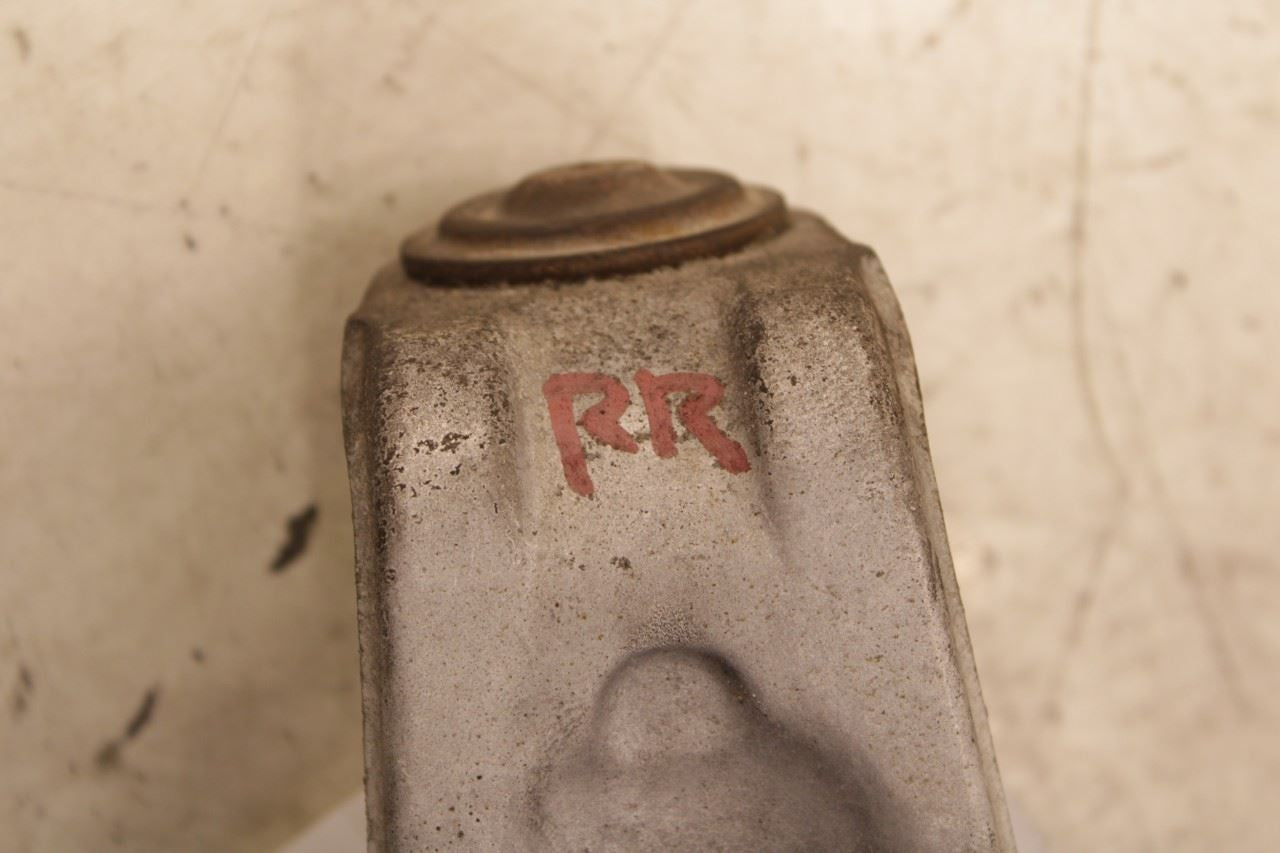 1997-2004 Chevrolet Corvette Rear Right Side Spindle Knuckle Hub 10332530 OEM - Alshned Auto Parts