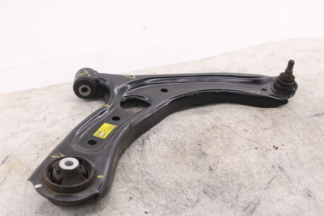 2021-2026 Hyundai Elantra SE FWD Front Right Lower Control Arm 54501-AA100 OEM2