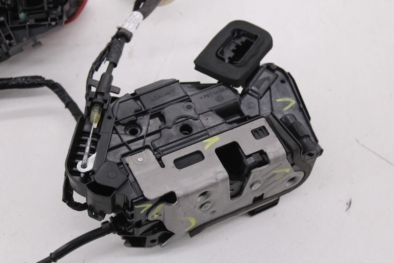 2019-24 Volkswagen Jetta SE Front Right Side Door Lock Latch Actuator w/ Handle10