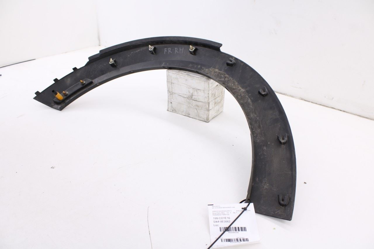 10-16 Mini Countryman Cooper S Front Right Fender Wheel Opening Molding 98018828