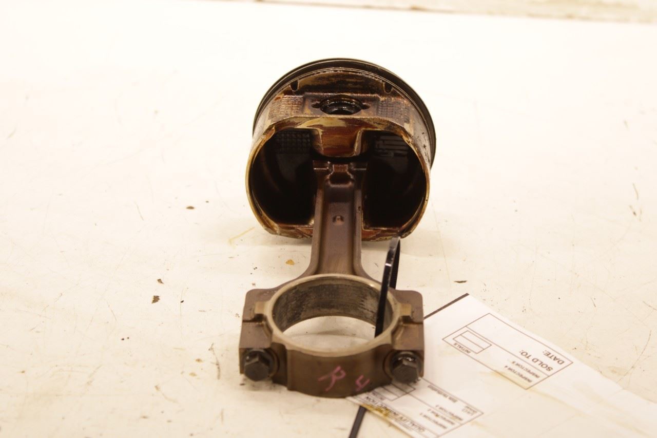 12-20 ISUZU NPR HD 6.0L Engine Piston Right No 4 w/ Connecting Rod 8-89017-849-0 - Alshned Auto Parts
