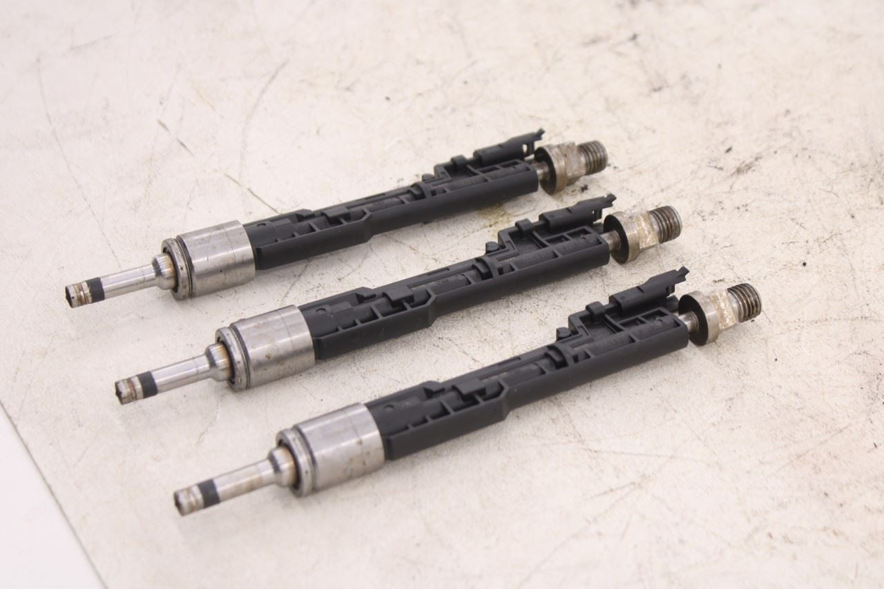 2013-2015 BMW 750i xDrive 4.4L Twin Turbo High Pressure Fuel Injector Set of 84