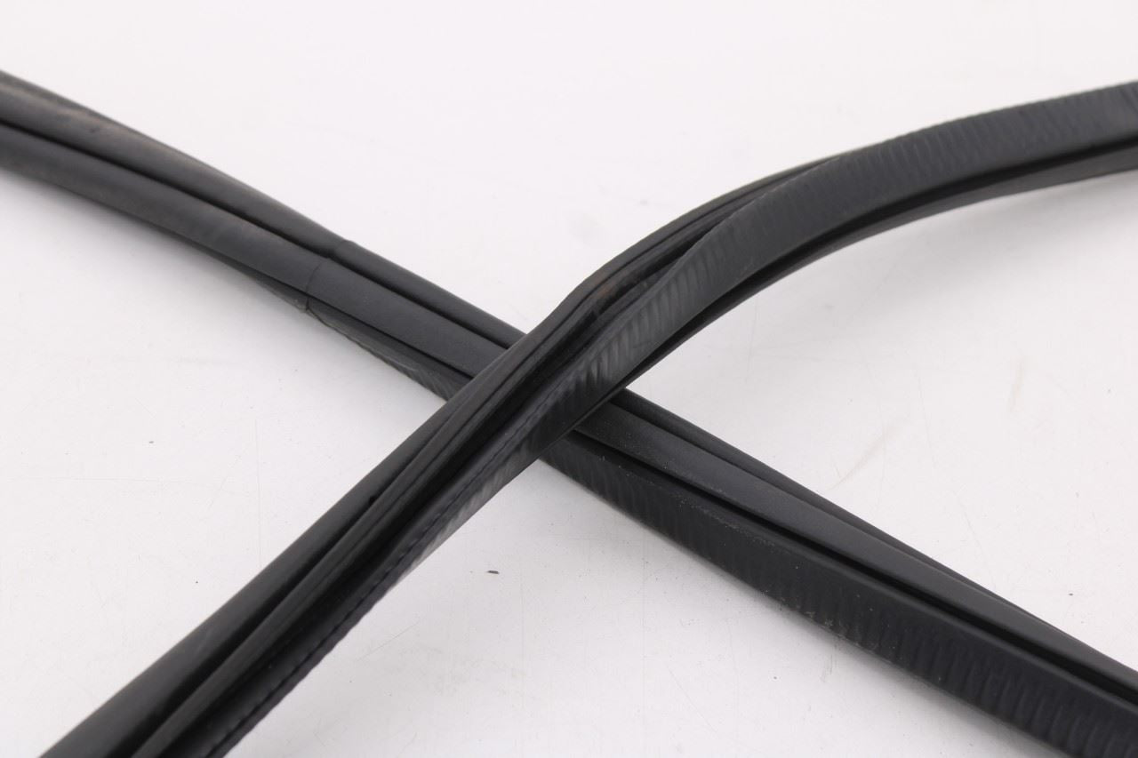 19-26 Volkswagen Jetta SE Rear Left Door Weatherstrip On Body 17A867913A9B9 OEM8