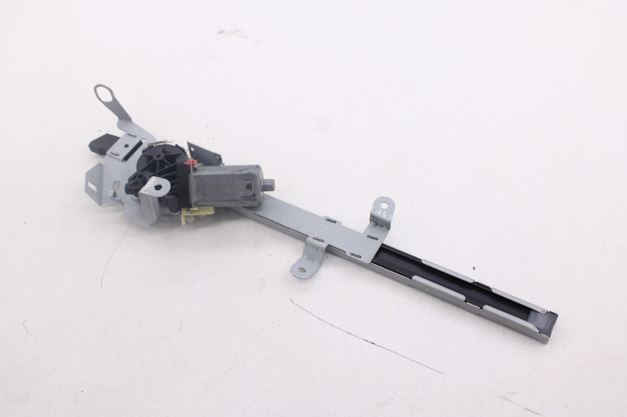 06-09 Mercedes-Benz CLK 350 Front LH Side Seat Belt Feeder Adjuster Guide *ReaD*8