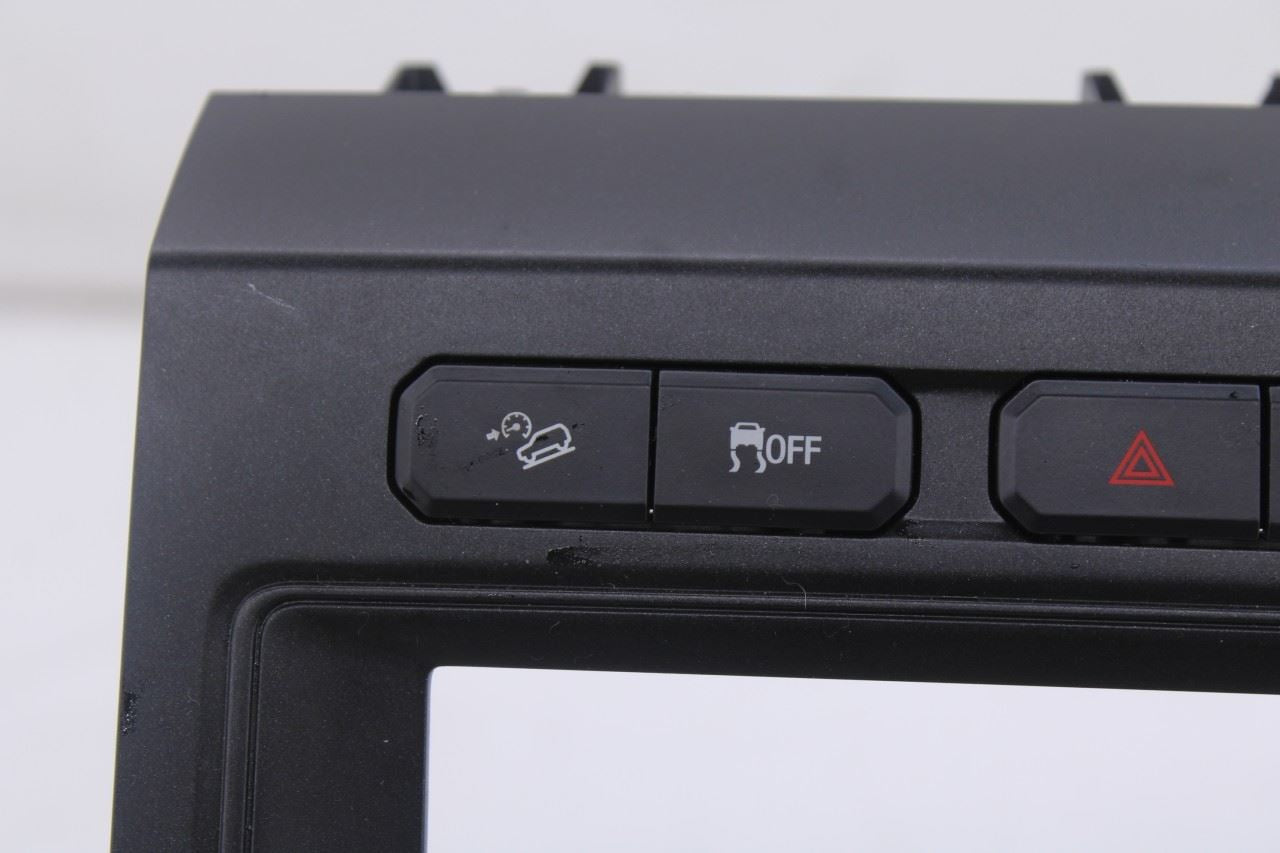 2020-21 Ford Expedition Max XLT Dash Audio Radio Faceplate Climate Control Panel2