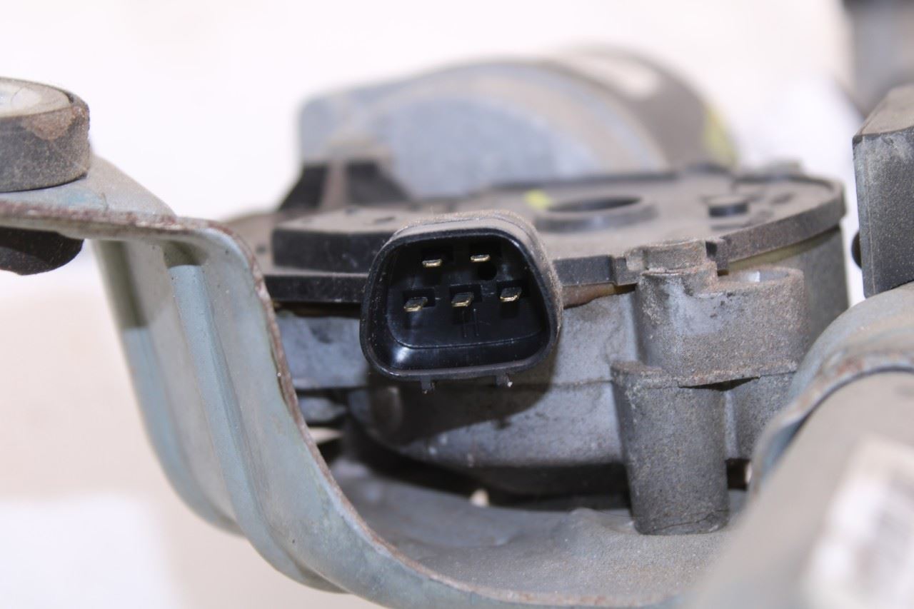 14-2019 Chevrolet Silverado 1500 Work Truck 2WT FR Windshield Wiper Transmission4