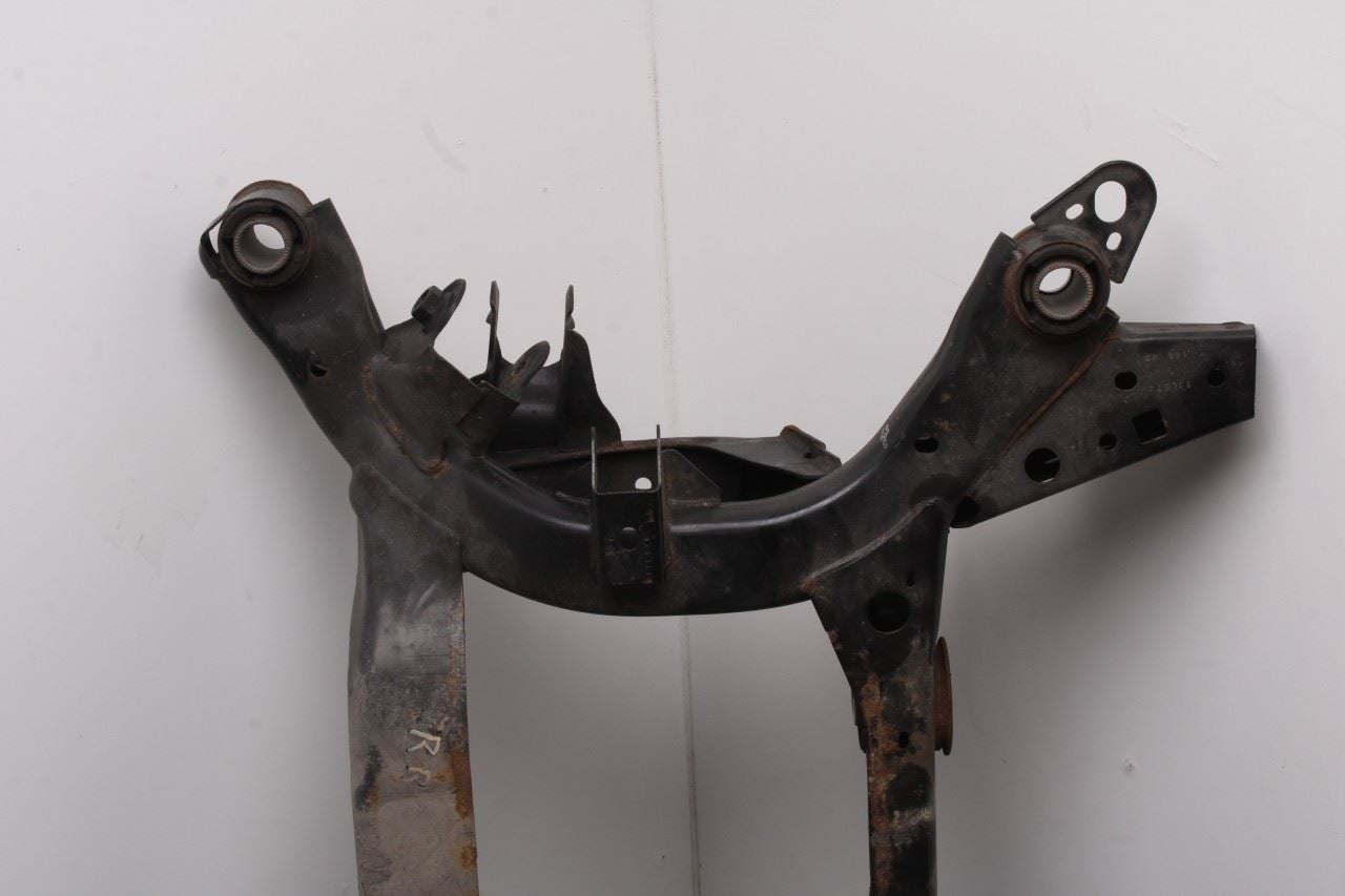 2018-26 Ford Mustang GT 5.0L RWD Rear Crossmember Subframe 6-MT JR3Z-5035-L OEM2