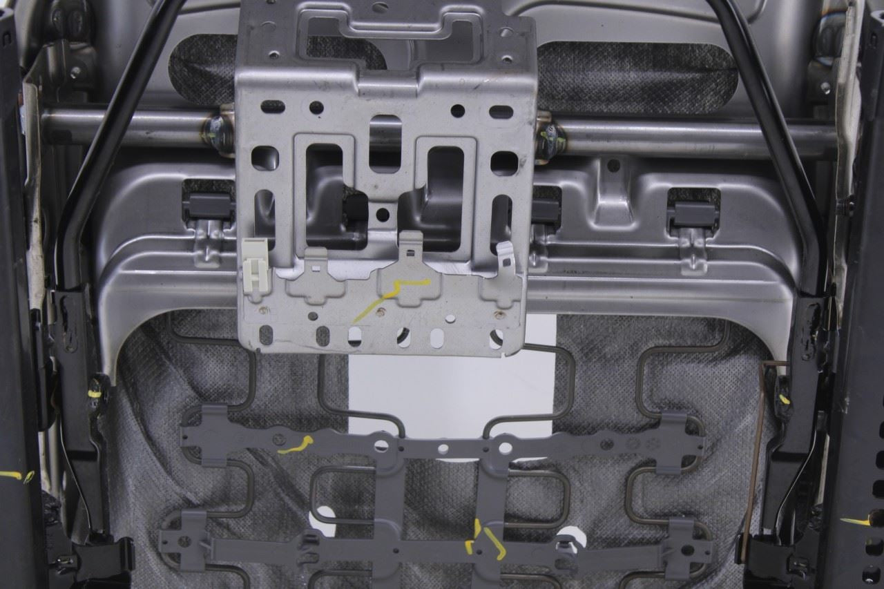 2019-21 Hyundai Veloster 2.0L FWD Front Driver Left Side Seat Lower Track Frame8